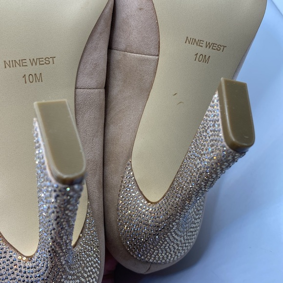 Nine West Tunips Woman’s Heels Barely Nude Rhinestone Detailing Size 10M - Picture 11 of 15